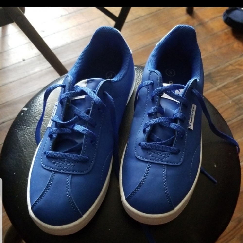 Kids shoes